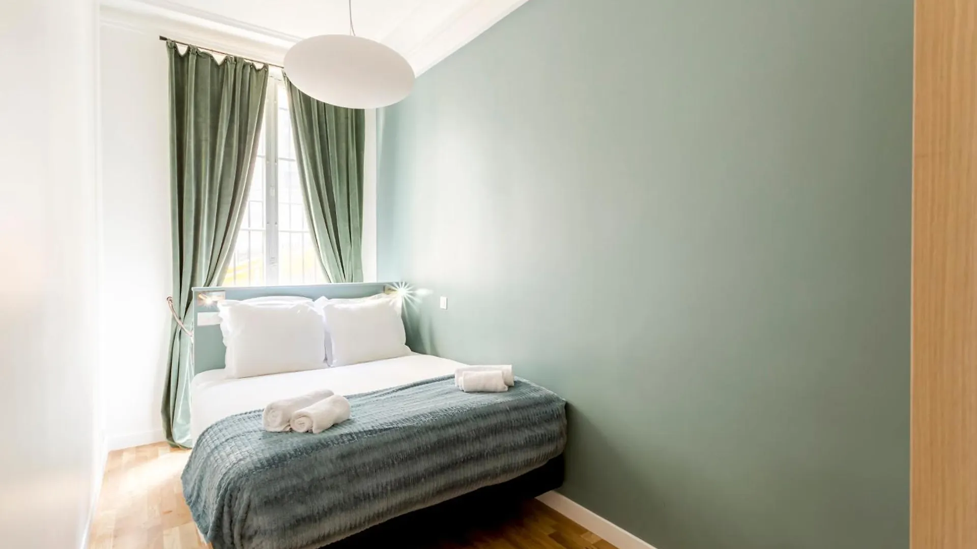 Apartment Lincoln Champs-elysees Paris